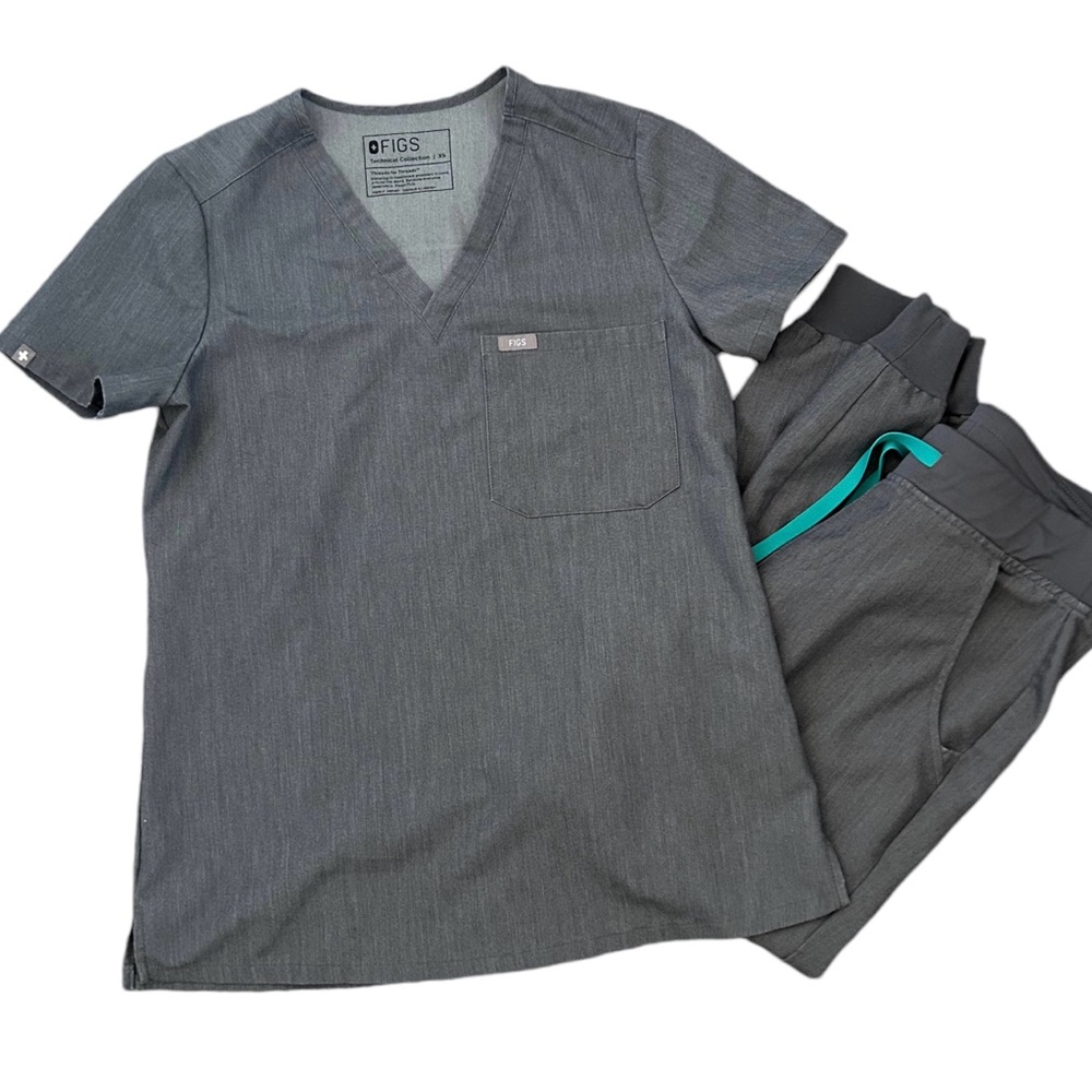 FIGS Technical Collection Women’s Grey Scrub Set Top Pants Size XS